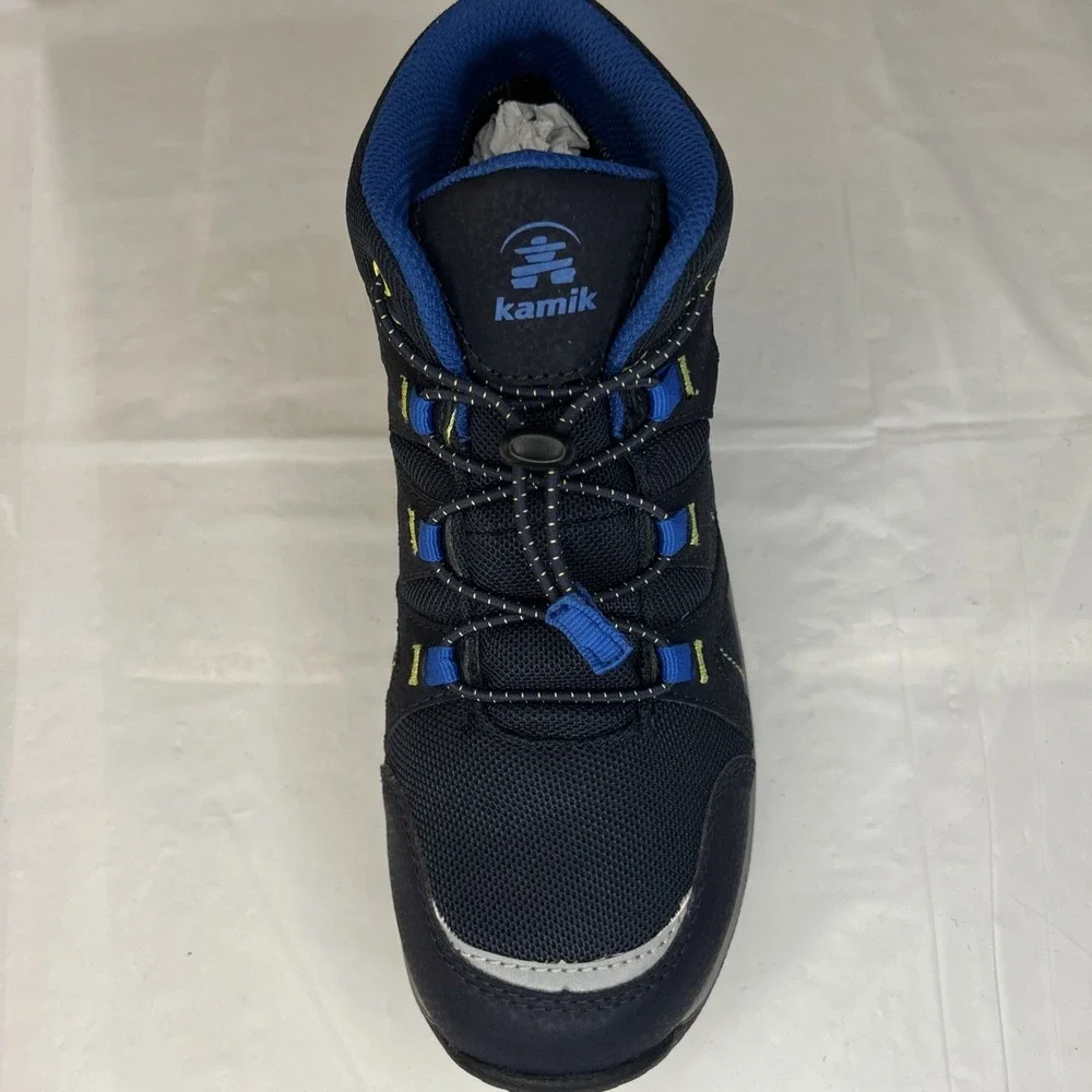 KAMIK Unisex Hiking Shoes Canadian Outdoor Athletic Waterproof ToggleLace W6 NEW